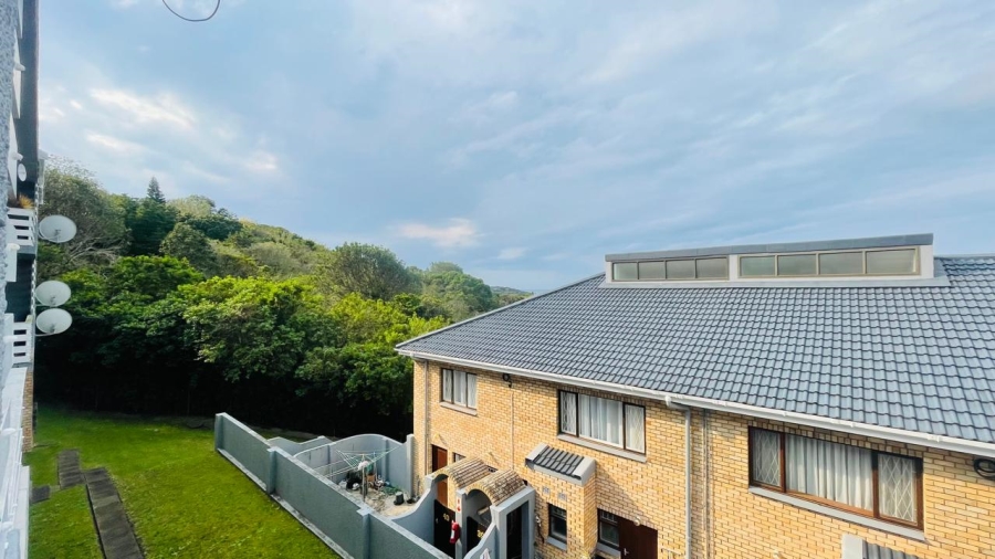 2 Bedroom Property for Sale in Beacon Bay Eastern Cape